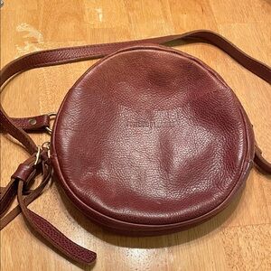 Portland Leather Circle Crossbody
